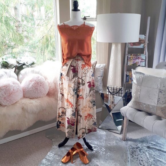 NWOT Seductive Pants cream beige floral print wide leg linen blend culottes, 36 - Picture 2 of 13